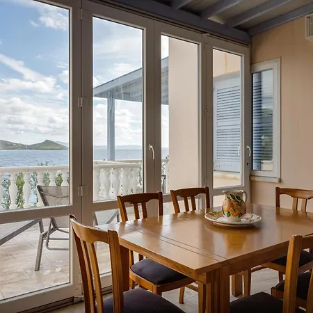 Seashore Apartment Tinos